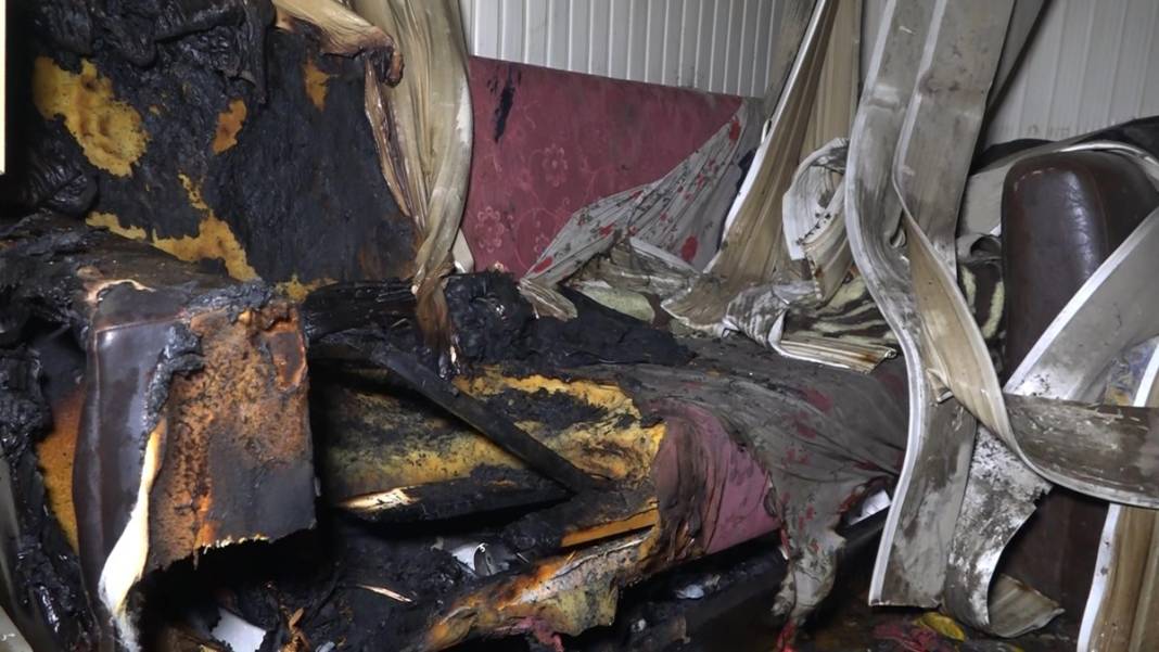 Elinde sigarayla uyuyakalınca ölümden döndü 10